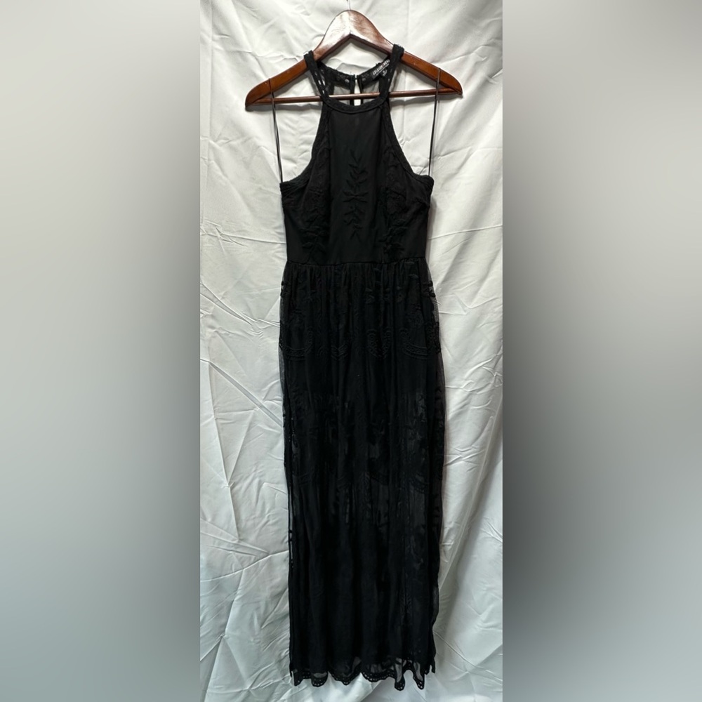 WOMEN'S SLEEVELESS ALL OVER LACE MAXI ROMPER HALTER DRESS BY FASHION NOVA